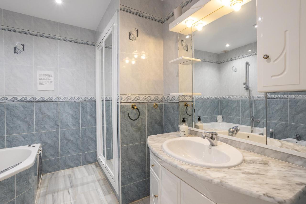 Las Flores 5 - Large Townhouse Нерха Екстериор снимка