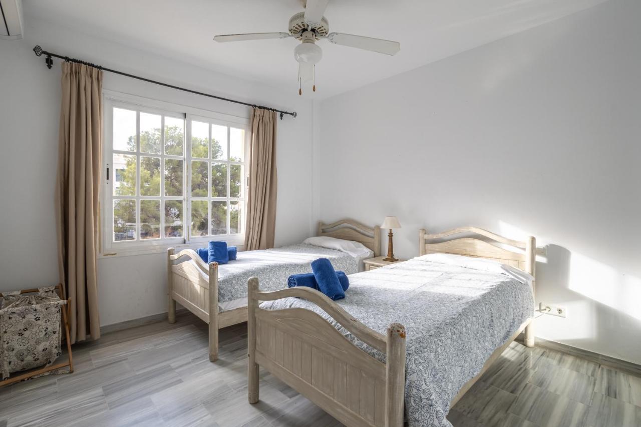Las Flores 5 - Large Townhouse Нерха Екстериор снимка