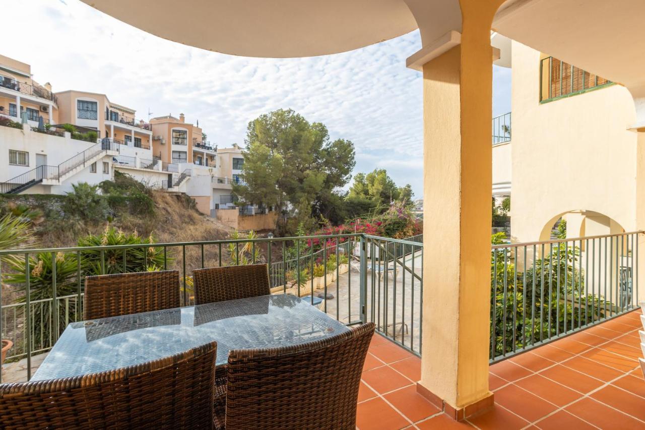 Las Flores 5 - Large Townhouse Нерха Екстериор снимка