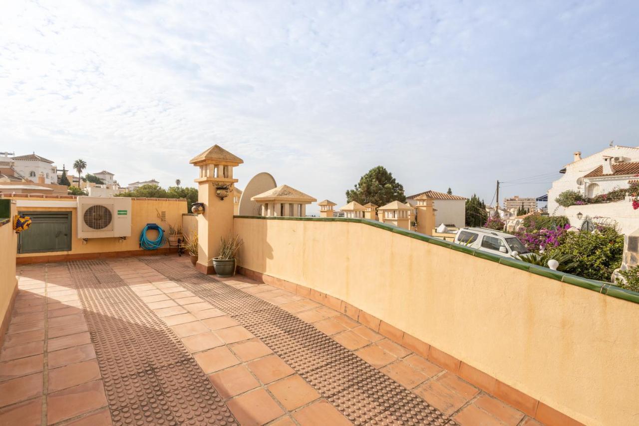 Las Flores 5 - Large Townhouse Нерха Екстериор снимка